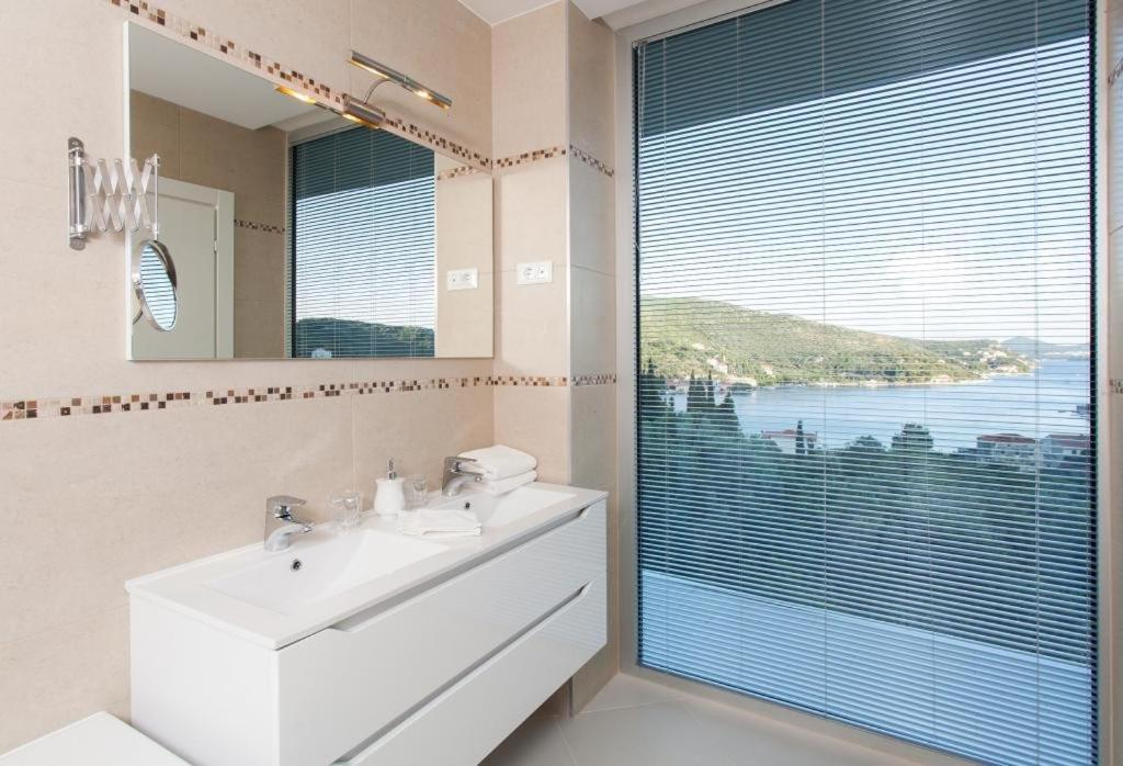 Prestigeträchtige Villa mit Meerblick in Dubrovnik